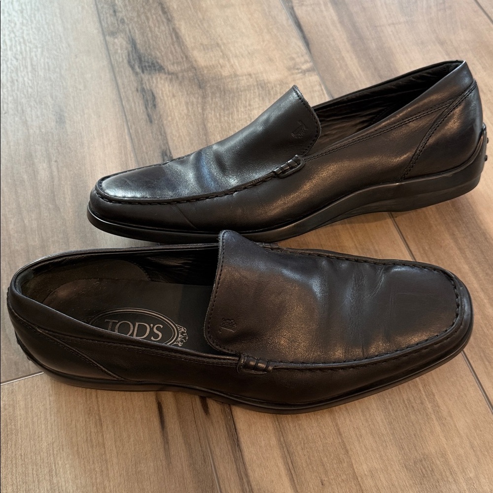 Tod's Men Black Leather Slip-On Loafers Size 7 1/2